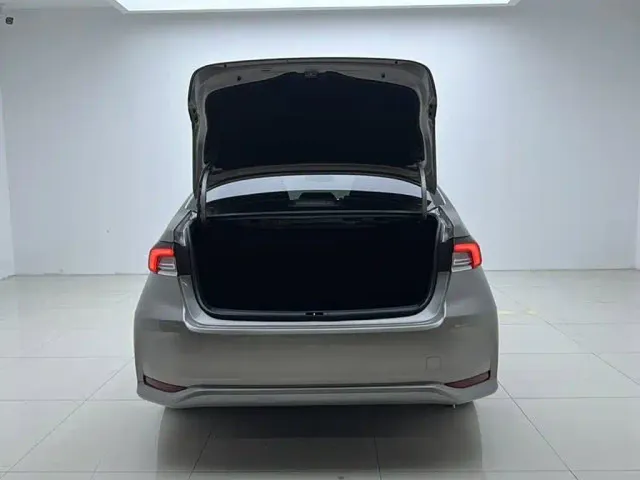 Toyota Corolla — Фото автомобиля 18