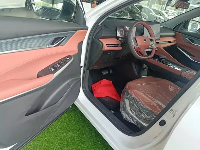 Changan CS75 Plus — Фото автомобиля 15