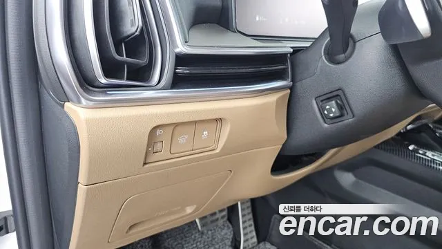 Kia Sorento Новый Sorento 4 поколение Бензин 2.5T 2WD — Фото автомобиля 28