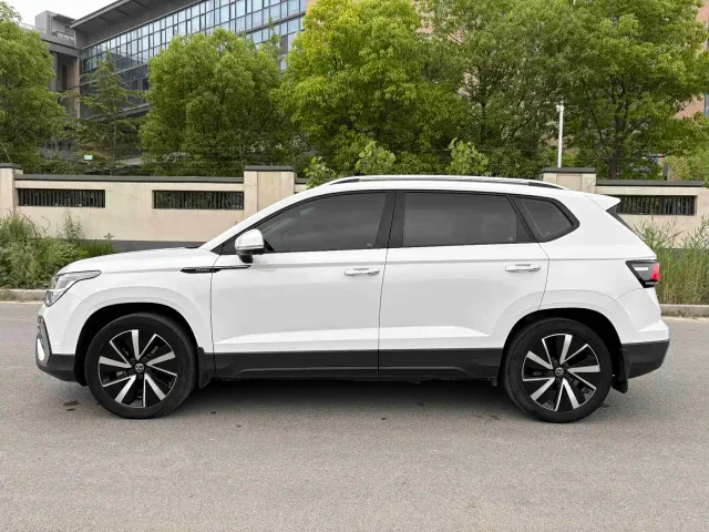 Volkswagen Tharu — Фото автомобиля 8