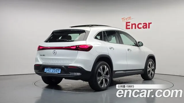 Mercedes-Benz EQA — Фото автомобиля 2