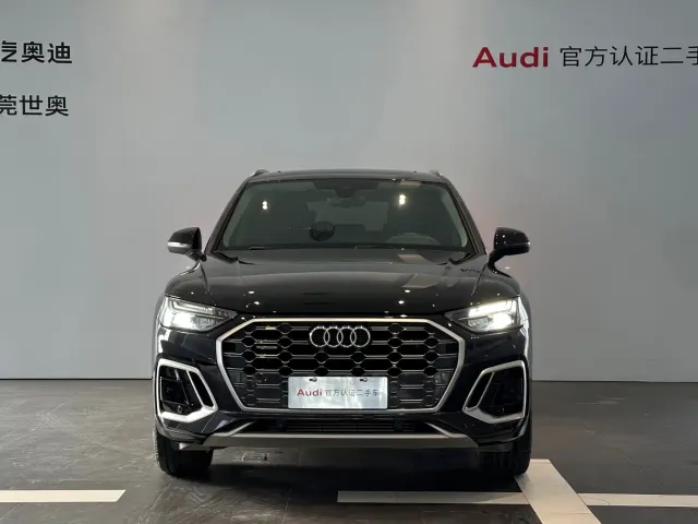 Audi Q5L — Фото автомобиля 2