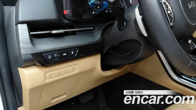 Kia Canival Carnival 4 поколение Бензин 9 мест Signature — Фото автомобиля 27