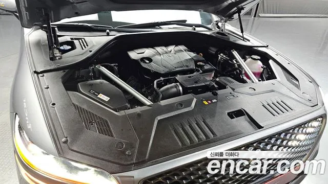 Genesis GV70 2.5T Бензин AWD — Фото автомобиля 6