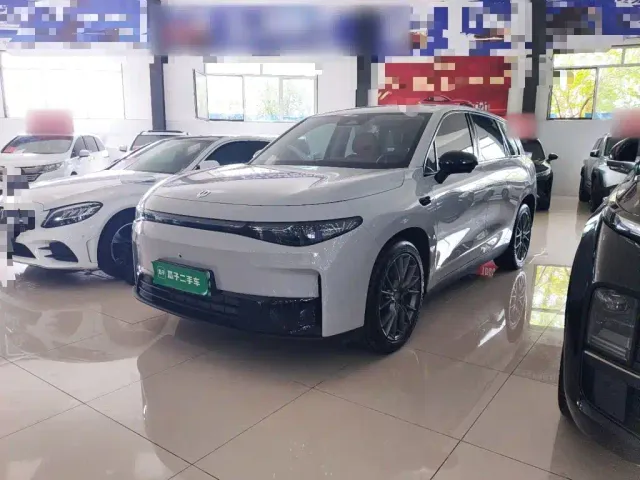 Фотография автомобиля — Leapmotor C10