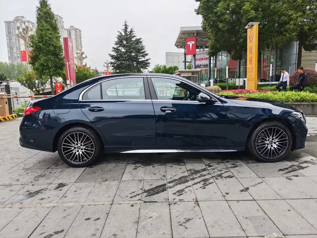 Mercedes-Benz C-Class — Фото автомобиля 26