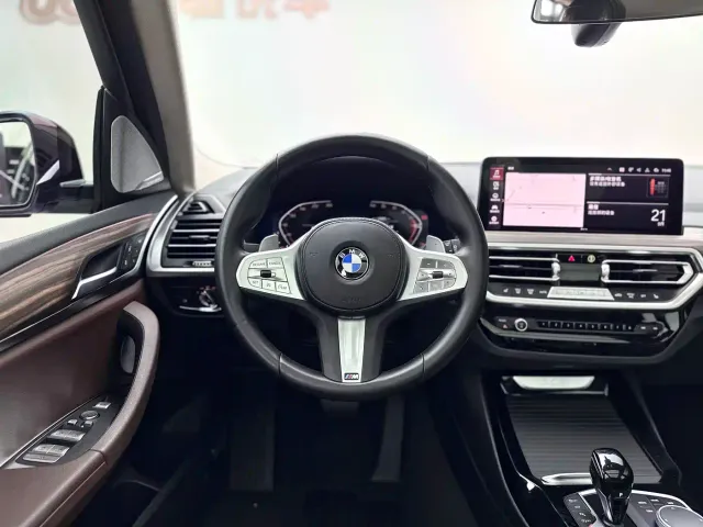 BMW X3 — Фото автомобиля 9