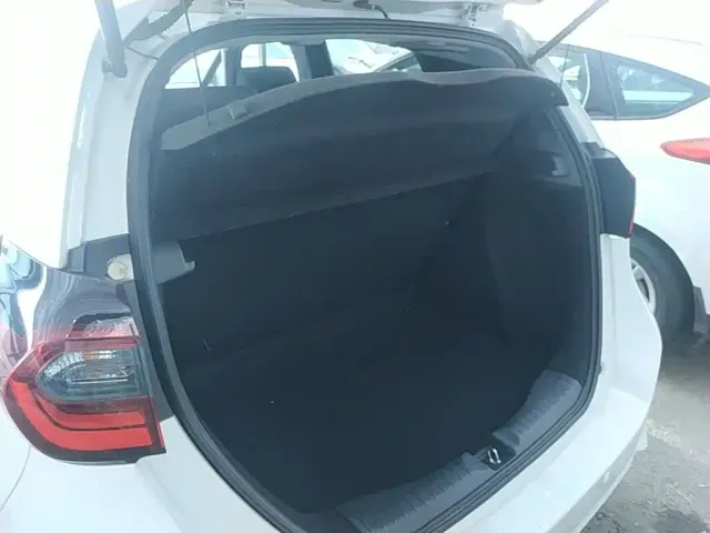 Honda Fit — Фото автомобиля 14