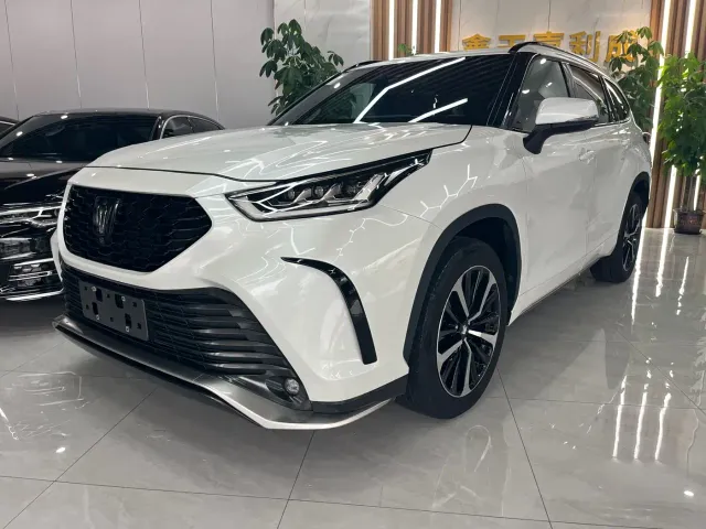 Фотография автомобиля — Toyota Crown Kluger