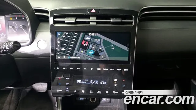 Hyundai Tucson Tucson (NX4) Дизель 2.0 2WD — Фото автомобиля 20