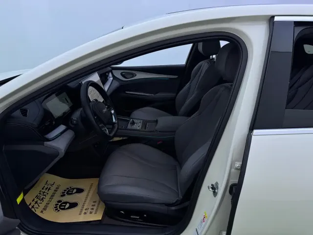 BYD Seal 07 DM-i — Фото автомобиля 25