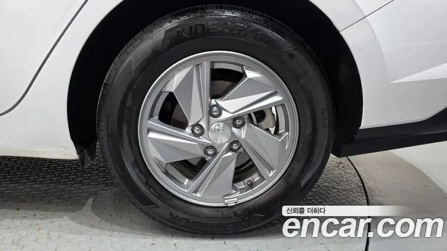 Hyundai Avante — Фото автомобиля 6