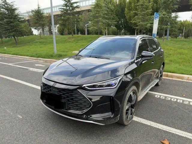 Фотография автомобиля — BYD Tang