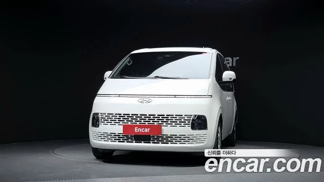 Hyundai Staria Staria Карго 5 мест — Фото автомобиля 3