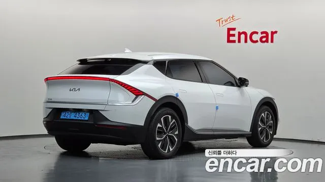 Kia EV6 — Фото автомобиля 2