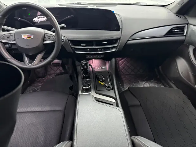 Cadillac CT5 — Фото автомобиля 8