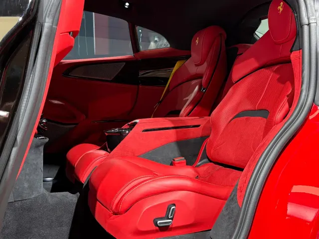 Ferrari Purosangue — Фото автомобиля 10