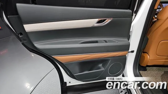 Genesis GV80 2.5T Бензин 2WD — Фото автомобиля 21
