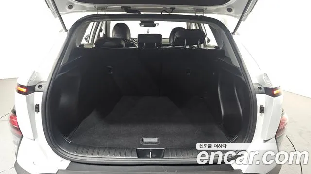 Hyundai Kona Kona (SX2) Бензин 1.6 турбо 2WD — Фото автомобиля 20