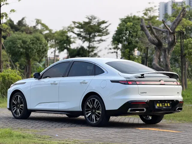 Changan Eado — Фото автомобиля 10