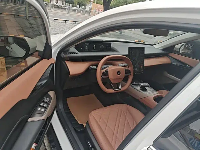 Changan Eado — Фото автомобиля 15