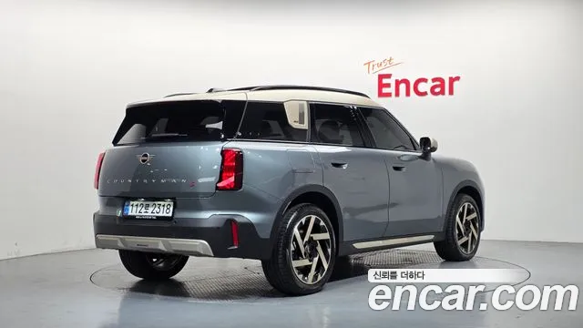 MINI Countryman 3rd Gen — Фото автомобиля 2