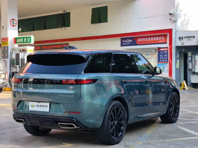 Land Rover Range Rover Sport — Фото автомобиля 13