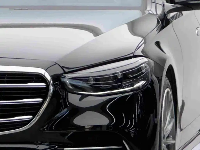 Mercedes-Benz S-Class — Фото автомобиля 3
