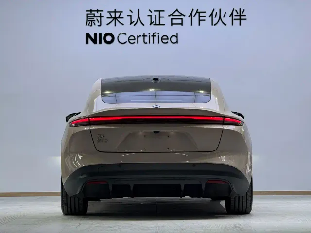 Nio ET5 — Фото автомобиля 7
