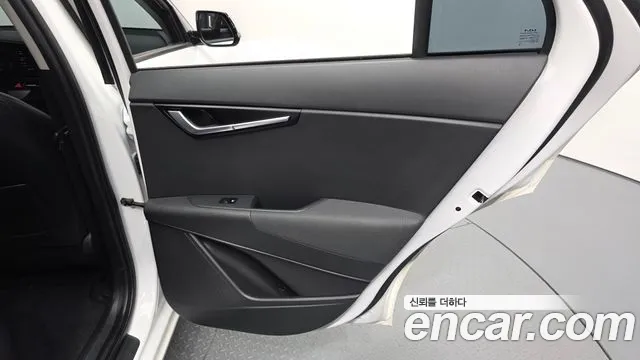 Kia Niro New — Фото автомобиля 14