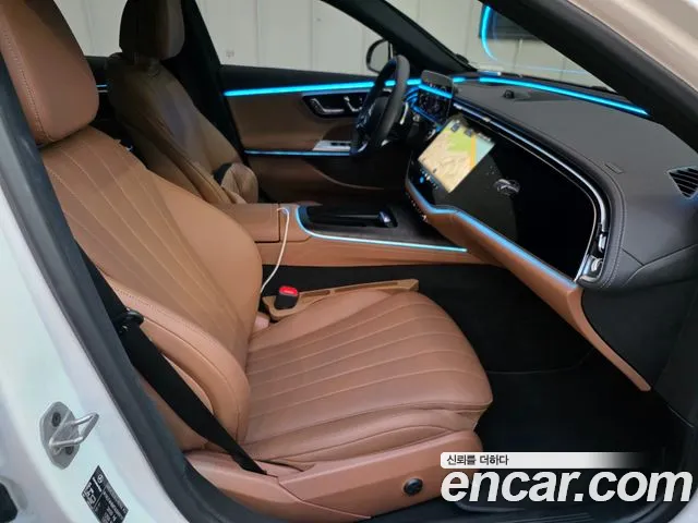 Mercedes-Benz E-Class W214 — Фото автомобиля 12