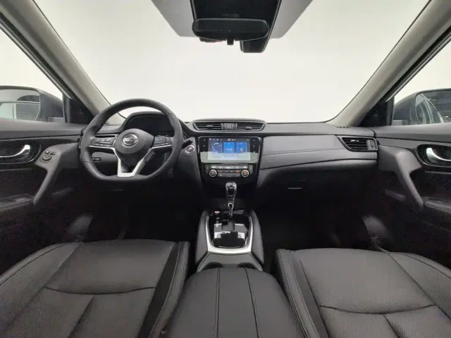 Nissan X-Trail — Фото автомобиля 5