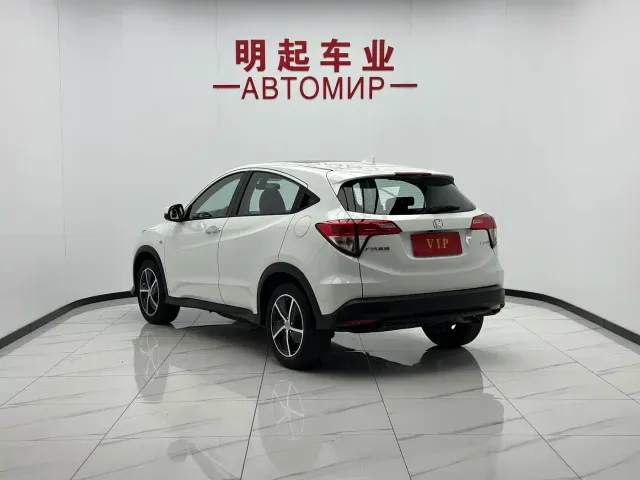 Honda Vezel — Фото автомобиля 7