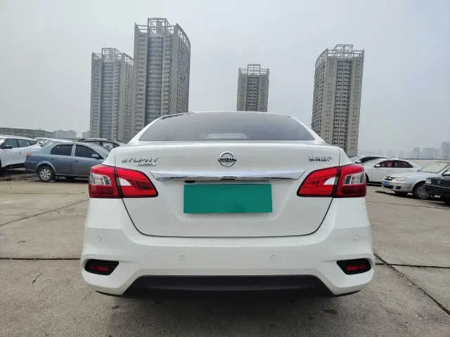 Nissan Sylphy — Фото автомобиля 5