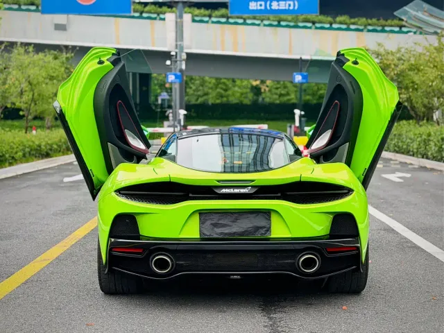 McLaren GT — Фото автомобиля 4