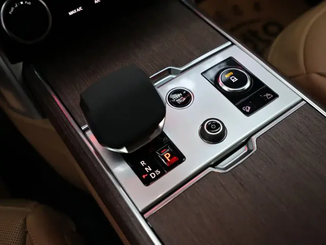 Land Rover Range Rover — Фото автомобиля 12