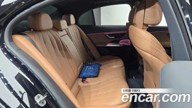 Mercedes-Benz E-Class W214 — Фото автомобиля 11