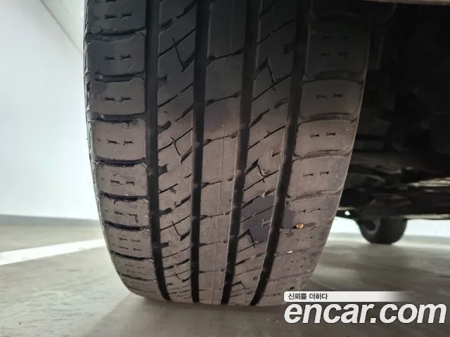 Renault-KoreaSamsung QM6 Новый QM6 2.0 LPe RE Signature 2WD — Фото автомобиля 25