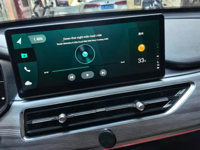Chery Tiggo 8 — Фото автомобиля 13