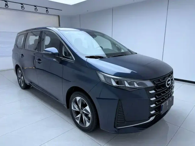 GAC Trumpchi M6 — Фото автомобиля 3