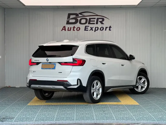 BMW X1 — Фото автомобиля 4