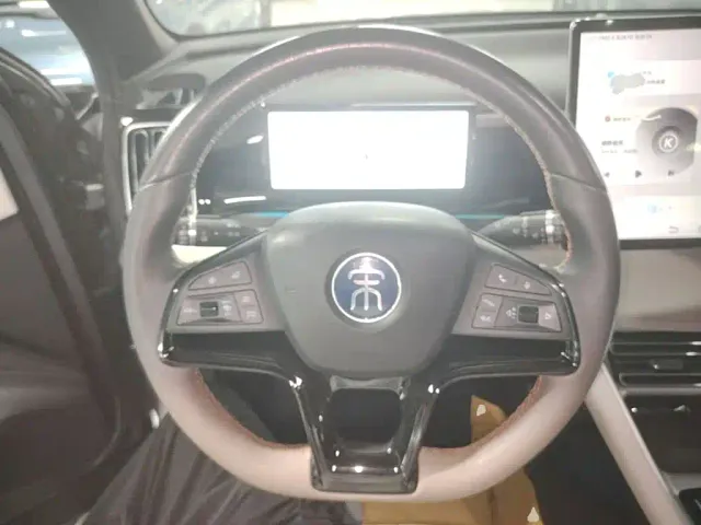 BYD Song Pro — Фото автомобиля 10
