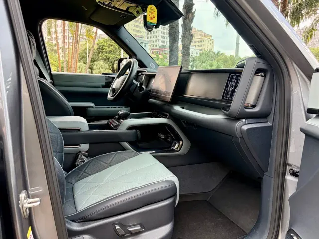 BYD FangChengBao Leopard 5 — Фото автомобиля 10