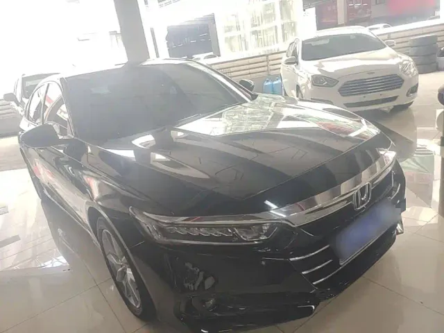 Honda Accord — Фото автомобиля 21