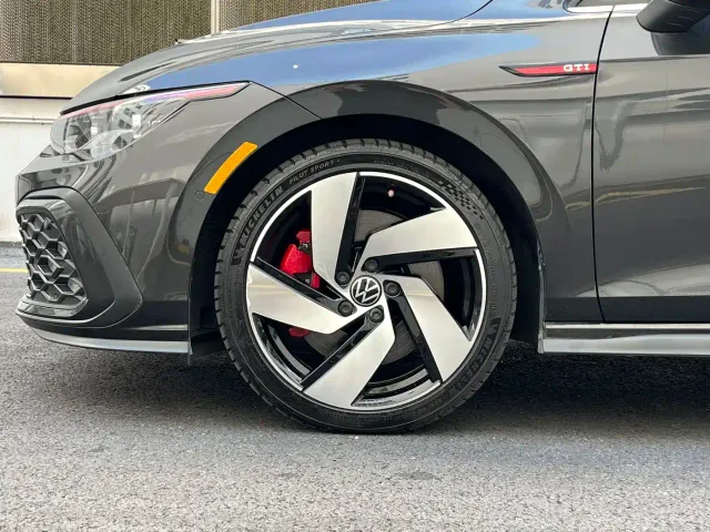 Volkswagen Golf GTI — Фото автомобиля 14