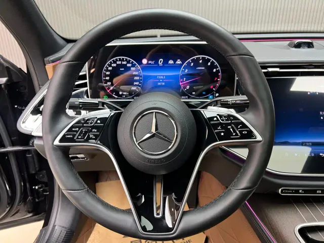 Mercedes-Benz Mercedes-Benz E-Class 2025 E 300 L Luxury — Фото автомобиля 18