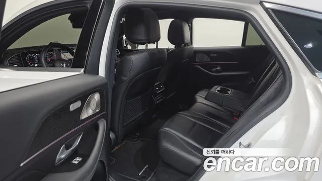 Mercedes-Benz GLE-Class — Фото автомобиля 12