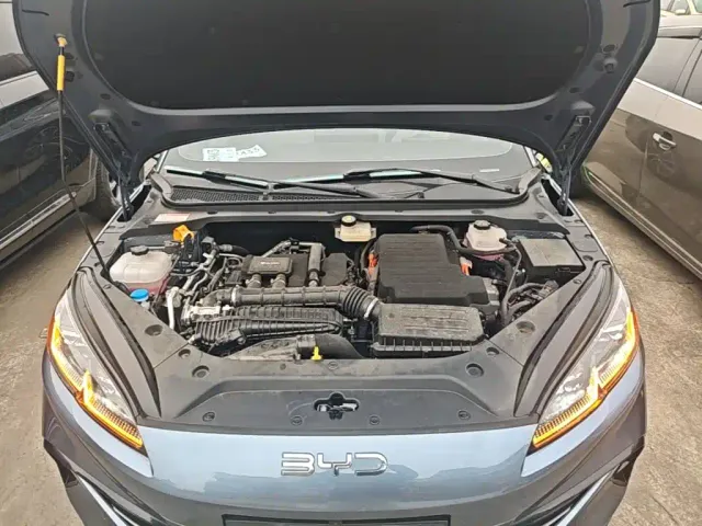 BYD Seal 06 — Фото автомобиля 19