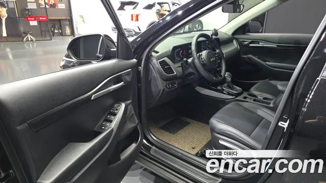 Kia Seltos Бензин 1.6 турбо 2WD — Фото автомобиля 9