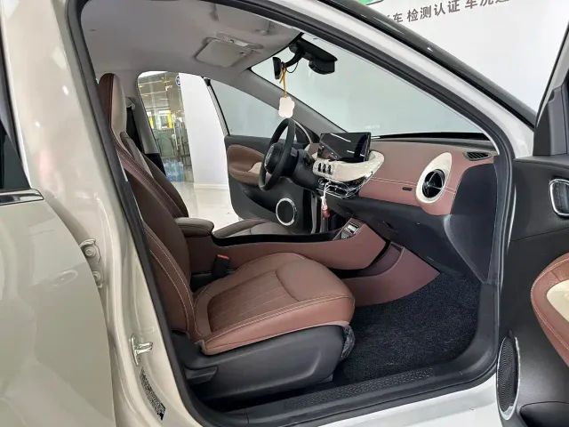Wuling Bingo — Фото автомобиля 8
